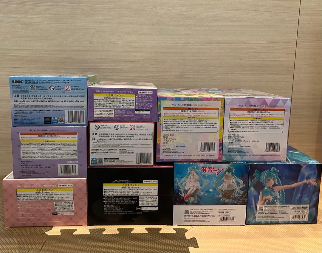 初音ミク　プライズフィギュア　まとめ売り　25点セット