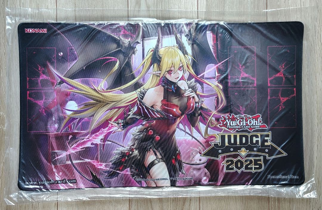 遊戯王 公式 プレイマット 紅涙の魔ラクリモーサJUDGE 2025 未開封