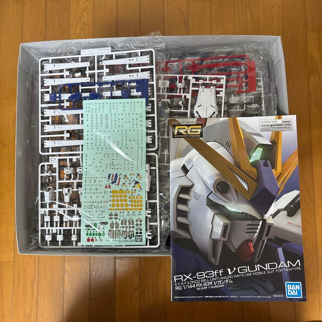 RG RX-93ff ν GUNDAM 1/144 バンダイ νガンダム　新品