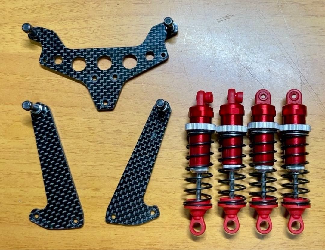 【京商】KYOSHO HG ショック　F/R カーボンショックステー セット。