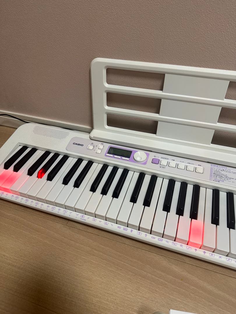 CASIO LK-315光ナビゲーション　キーボード スタンド付き