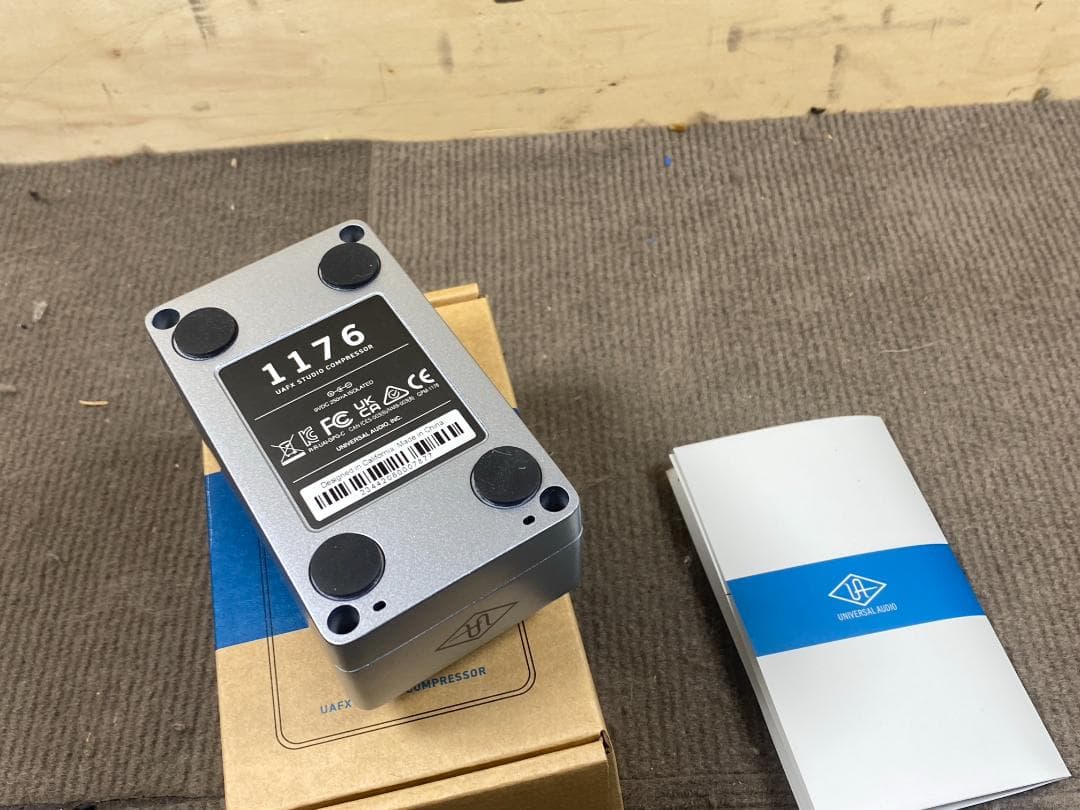 612 UNIVERSAL AUDIO UAFX 1176 コンプレッサー