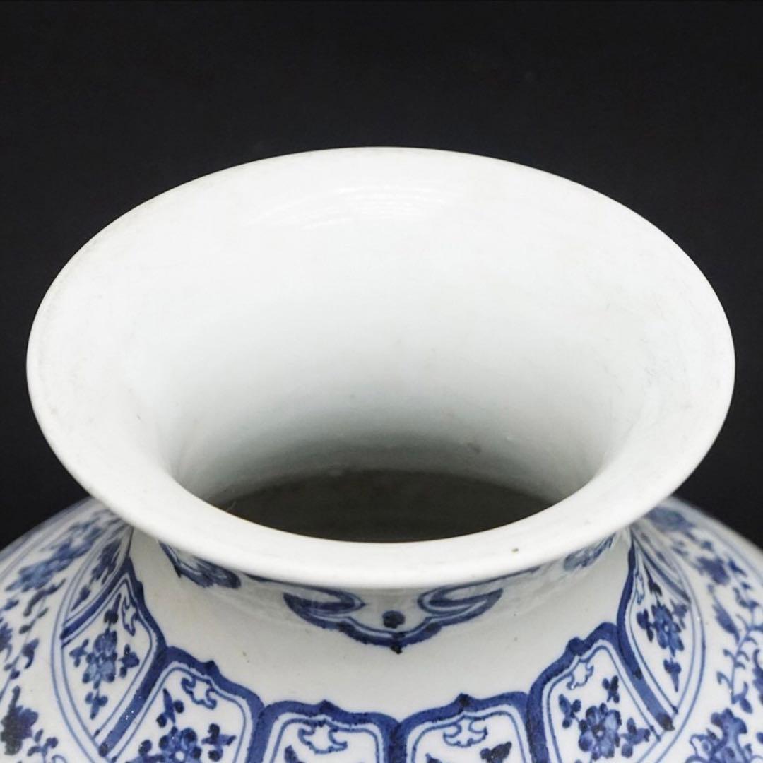 中国美術 中国古玩 台座付染付花瓶 花生 飾壷 唐物 磁器 陶芸 古美術品