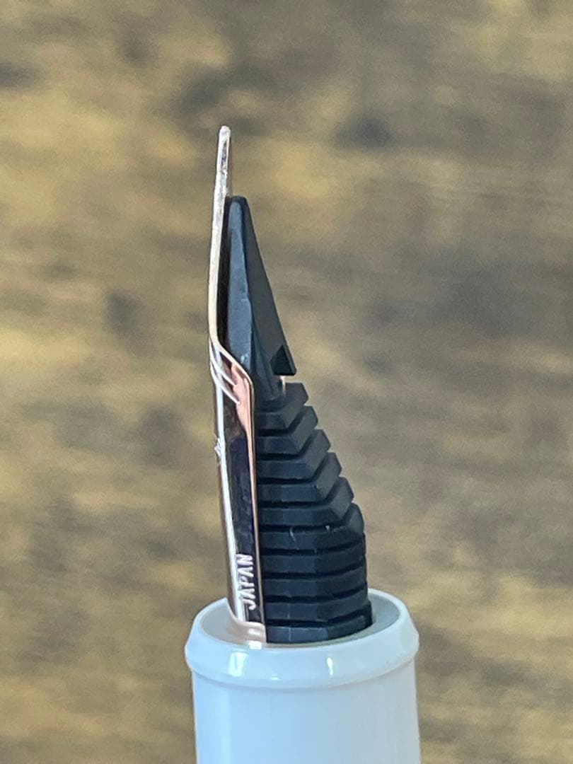 未使用　世界2000本限定　シェイプ・オブ・ハート　ブルーバード　万年筆　完品