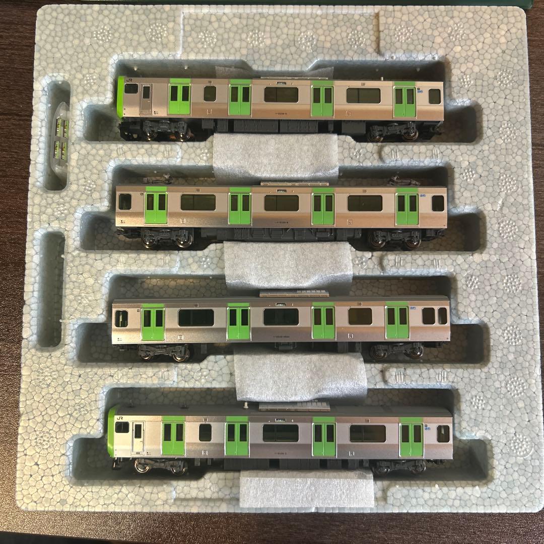 NゲージE235系山手線　基本+増結8両セット