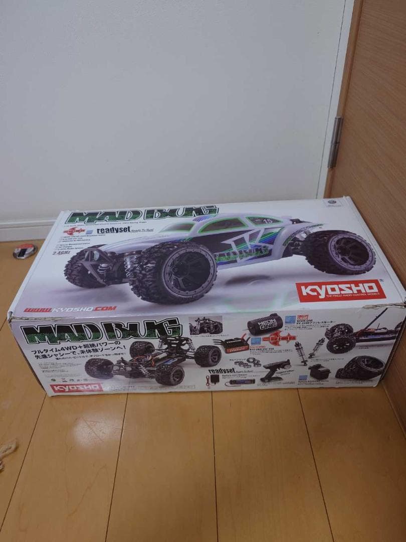 【部品どり用】2015年製　京商　MAD BUG 電動ラジコンカー