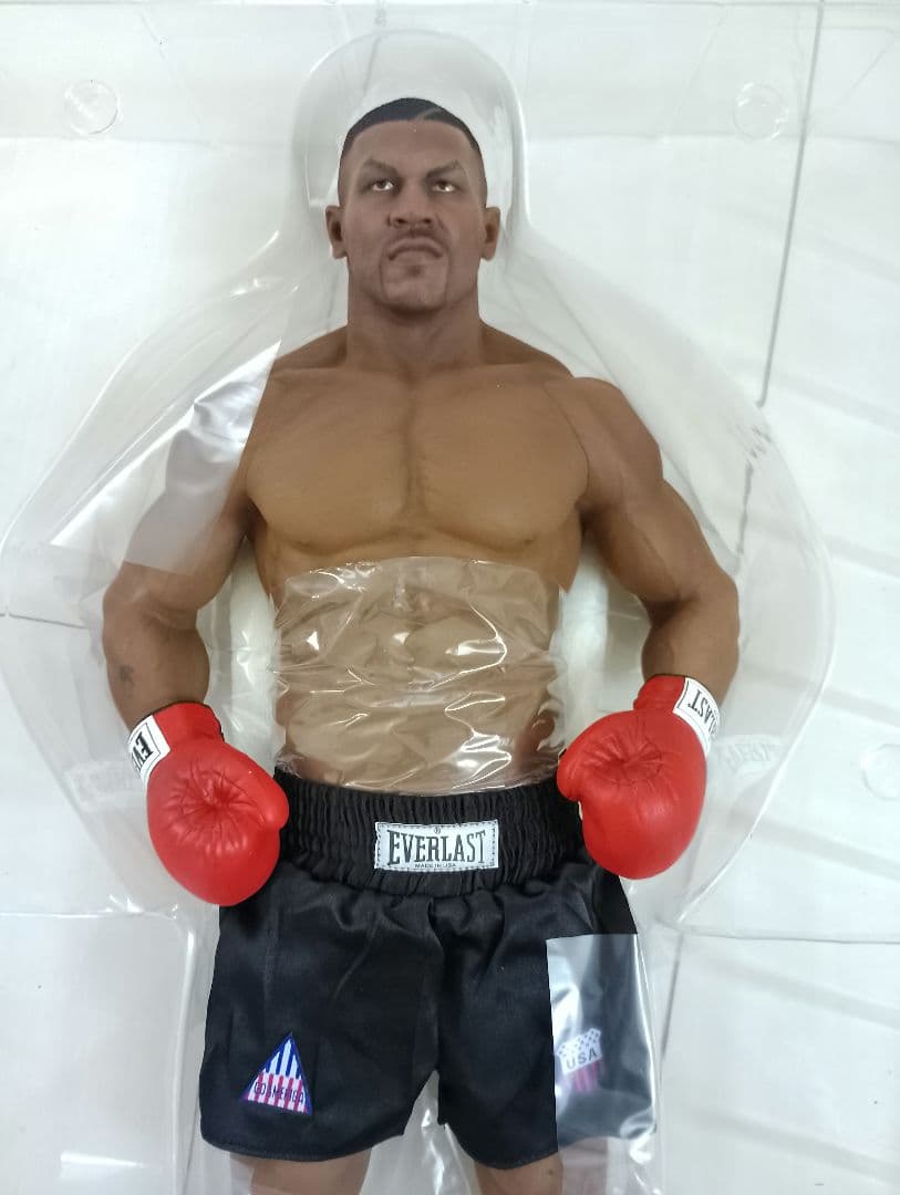 値下げ マイク・タイソン 1/4 プレミアム フィギュアストームコレクティブルズ