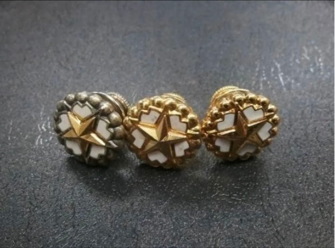 【徽章・記章】社団法人軍短協会 軍短バッジ・旧軍恩欠者全連記章 /階級章