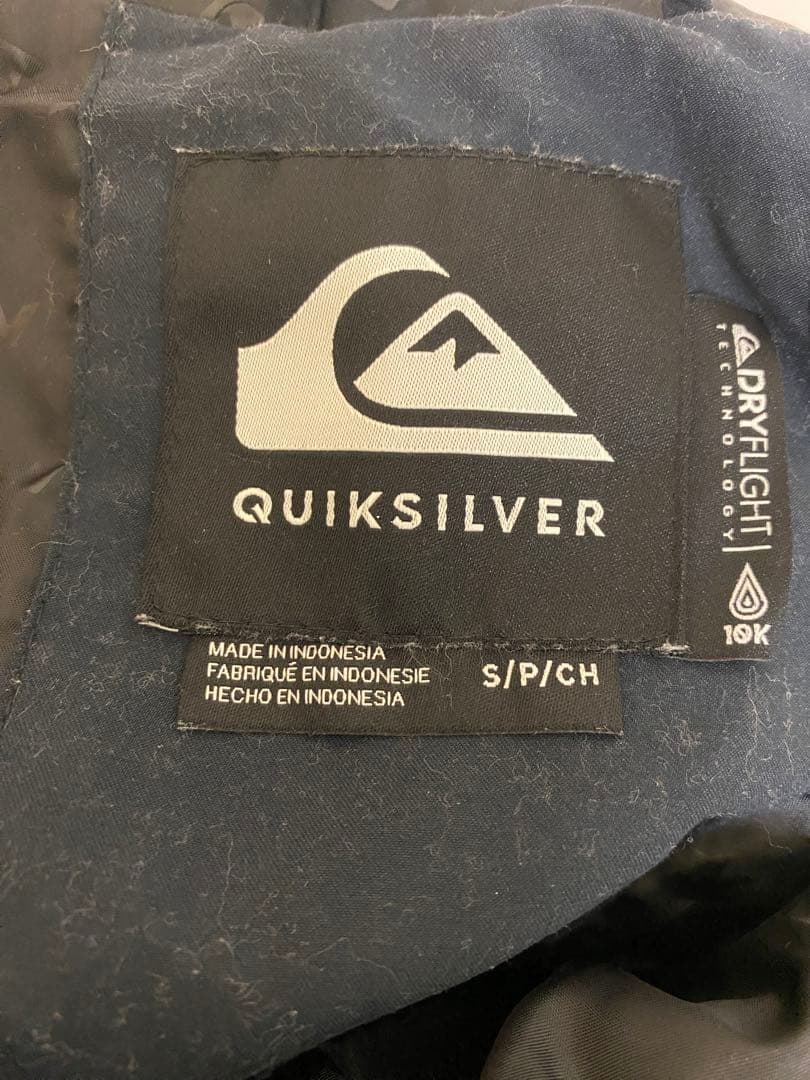 QUIKSILVER 黒ジャケット スノーボード　ウェア　S レディース　メンズ