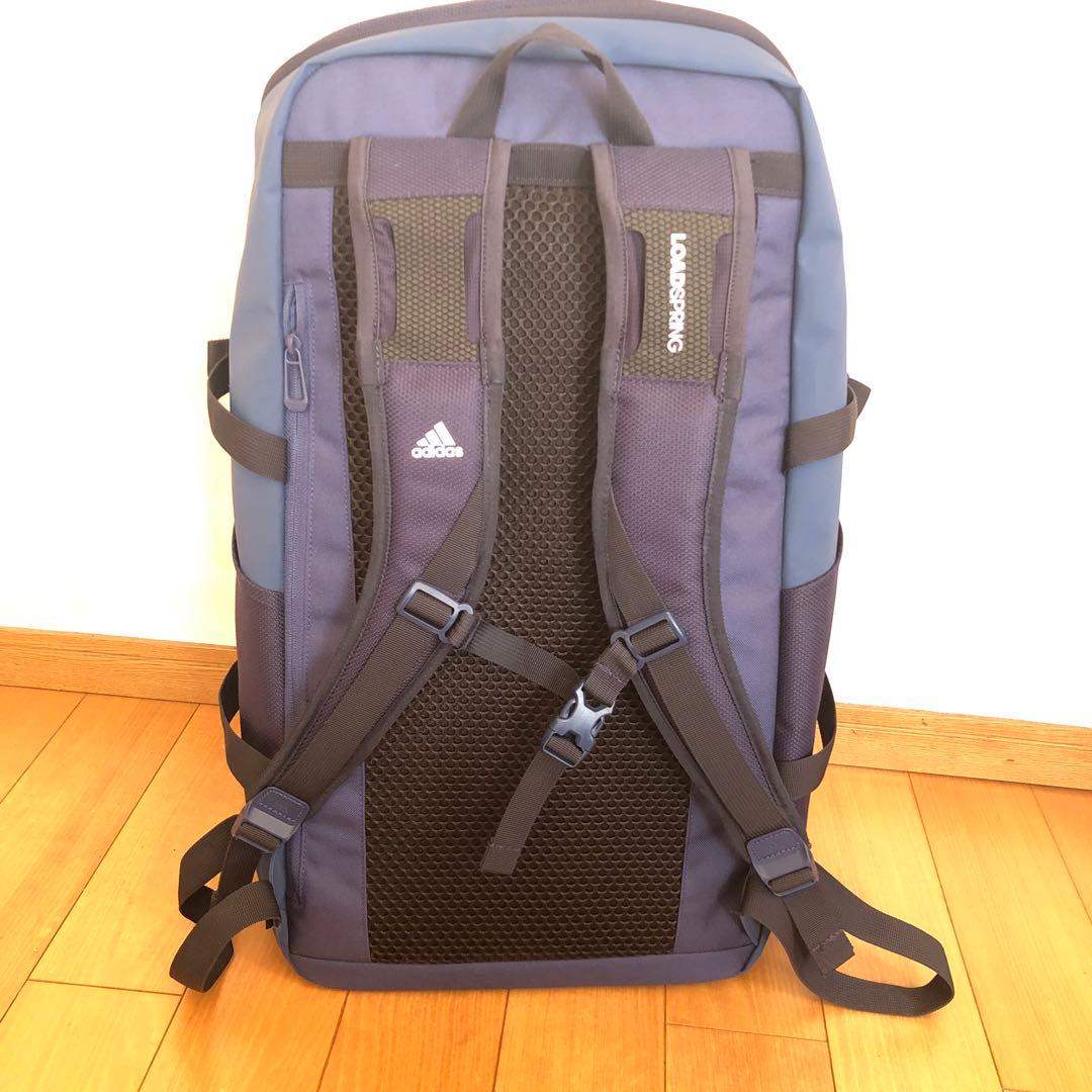 美品　adidasサッカーリュック　買い替え練習用合宿用大容量
