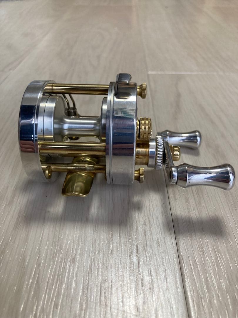 ブライトリバー　リール FS-46A Brightliver