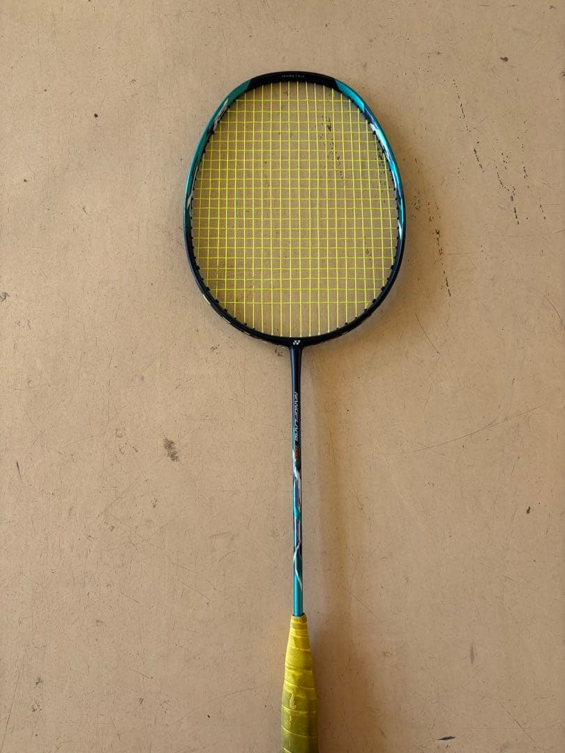 YONEX ナノフレア700バドミント ラケット