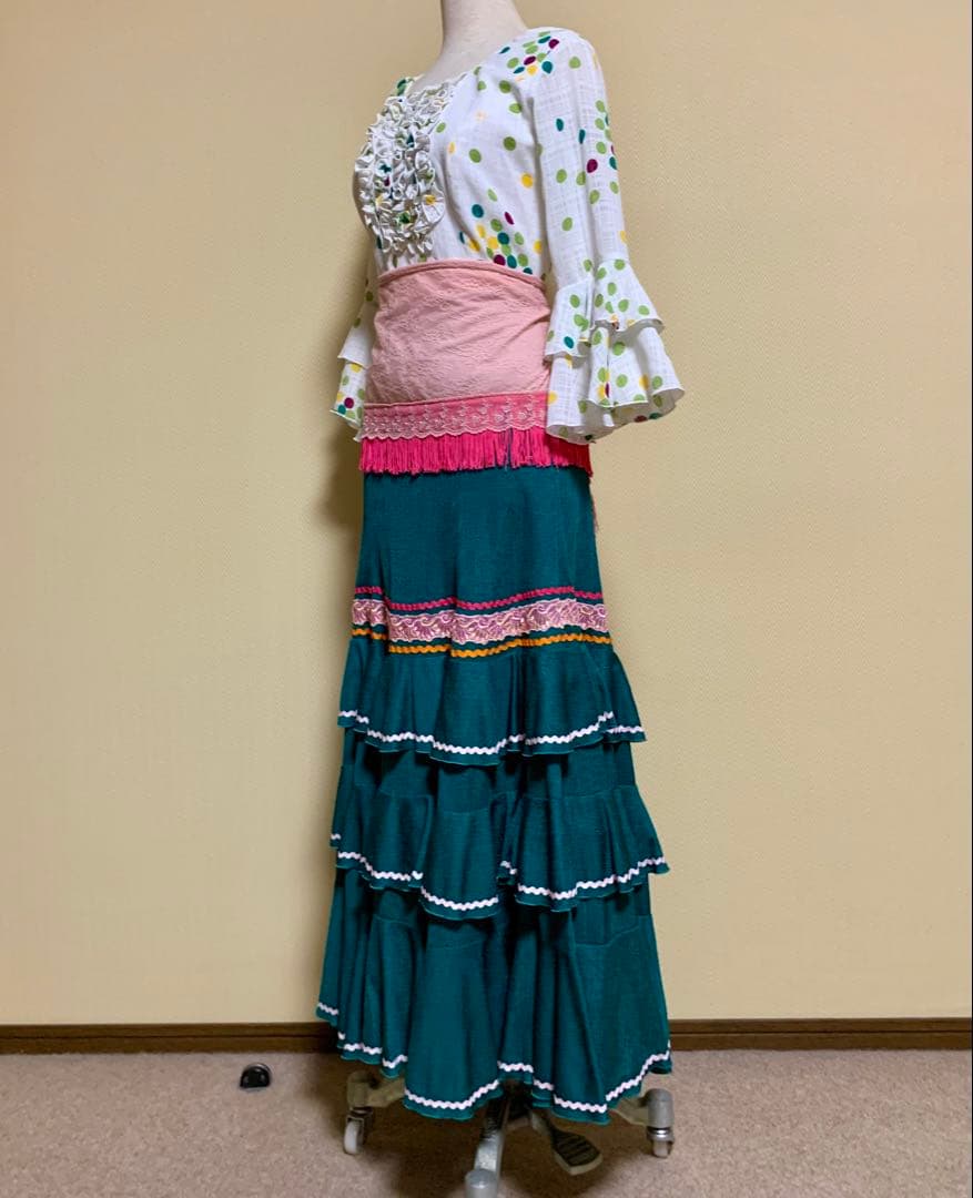 フラメンコ衣装　上下、シージョ付き3点セット