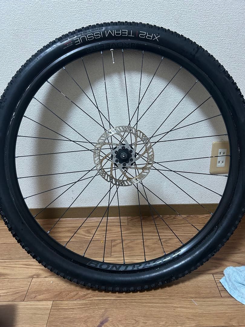 BONTRAGER KOVEE TLR 完組ホイール　DEORE スプロケ付き