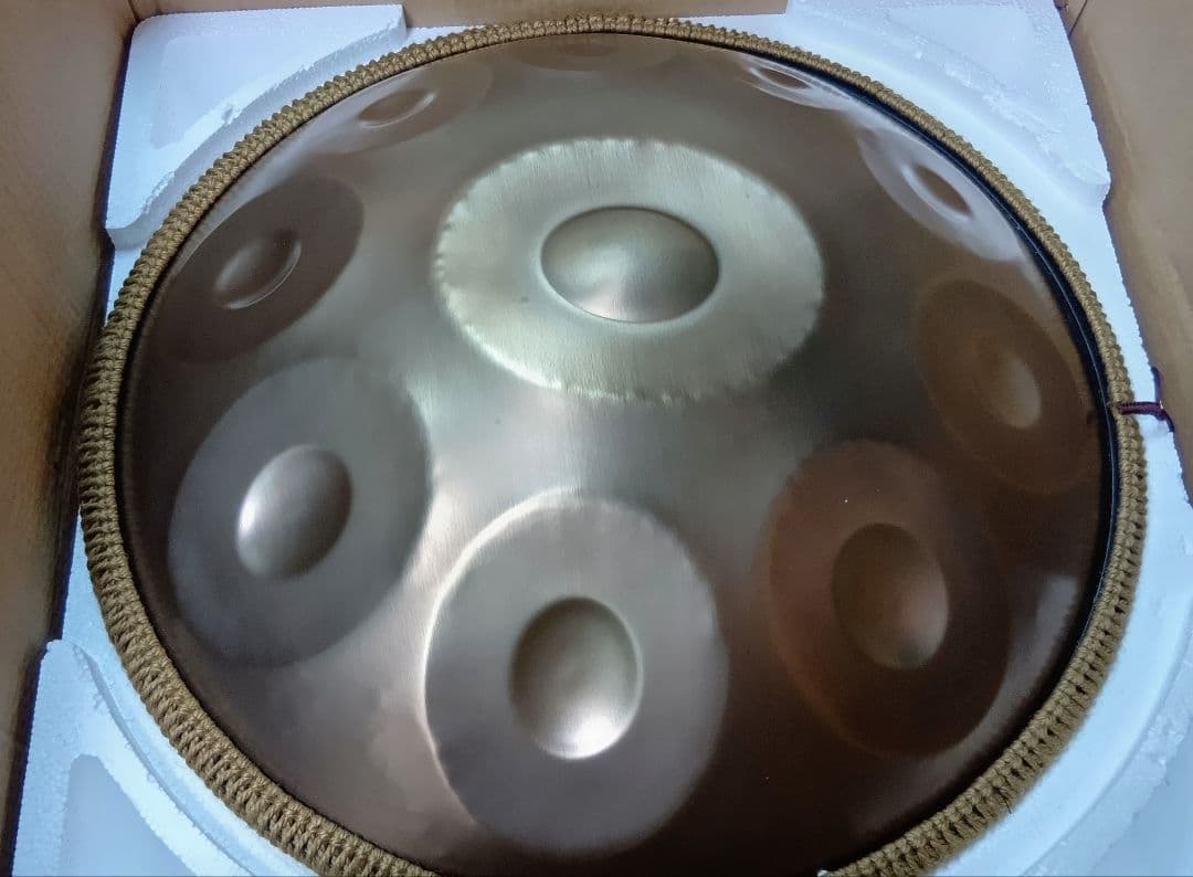 ハンドパン　56センチ　10音　DマイナーA＝440Hz 音のチューニングが正確