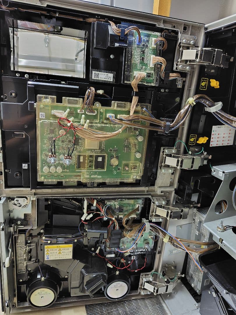 パチスロ実機ルパン三世ロイヤルロード⚠️配送も条件が合えば可能