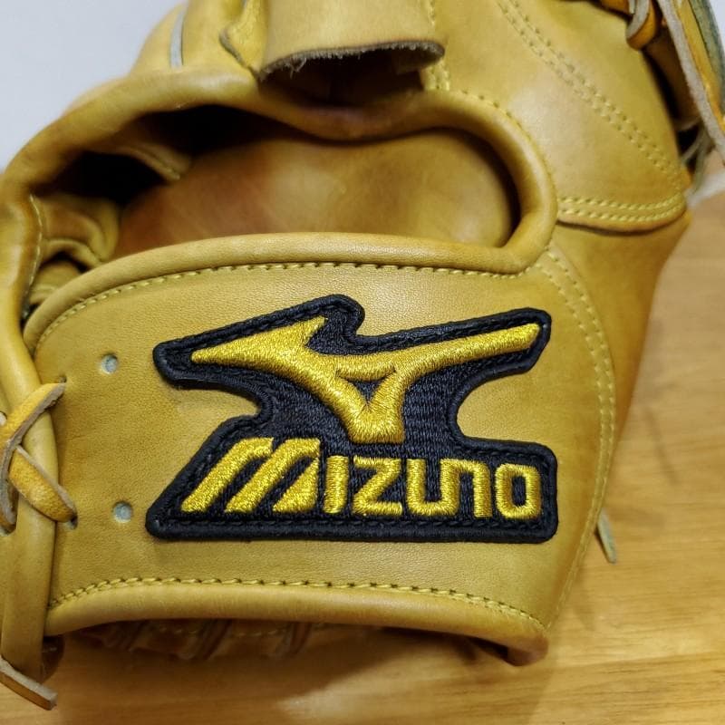 ミズノプロ MizunoPro リアルセレクション 良品 投手用 硬式グローブ