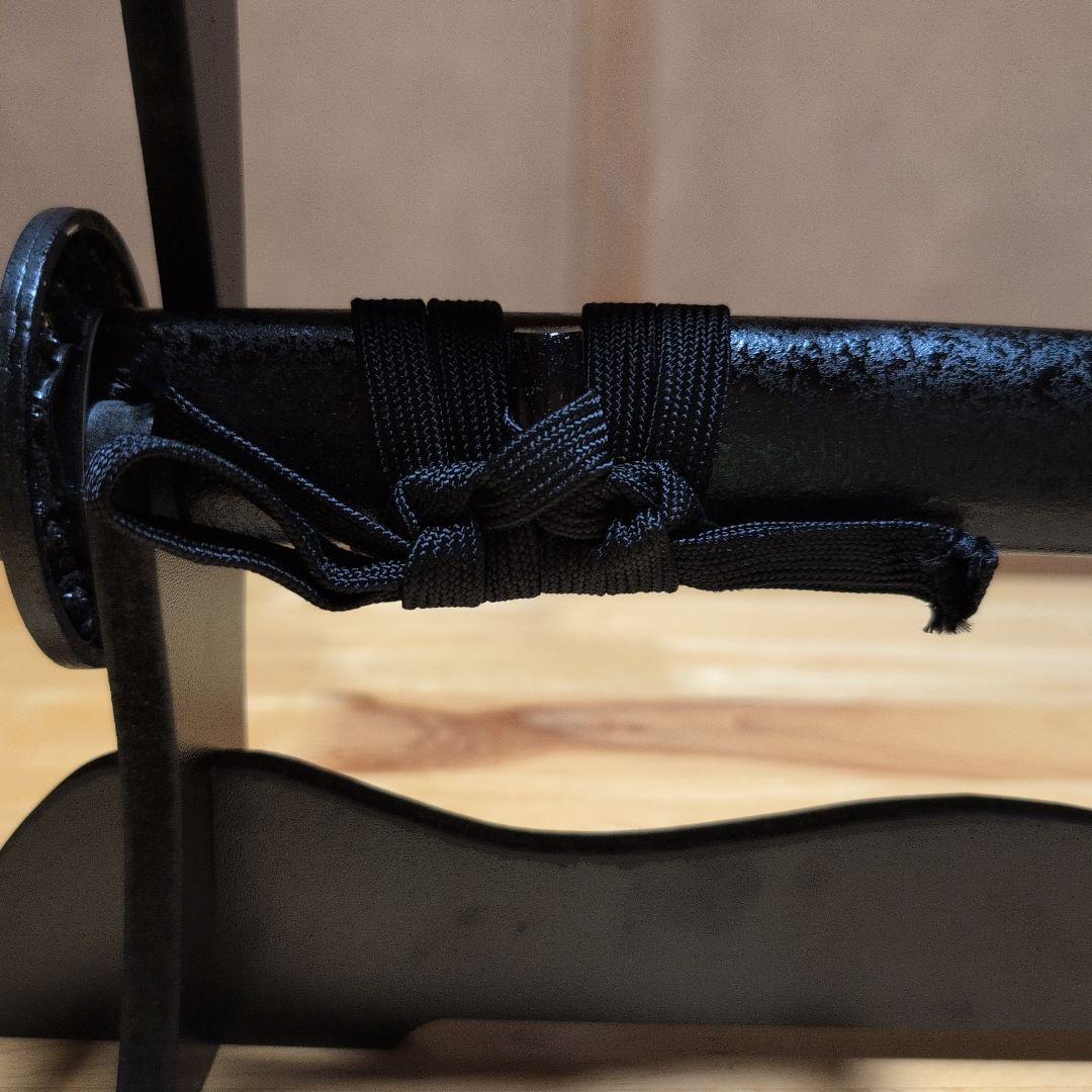 模造刀 (黒石目拵え) 打刀＋脇差し＝二振りセット＋刀掛け台　✰フルセット✰