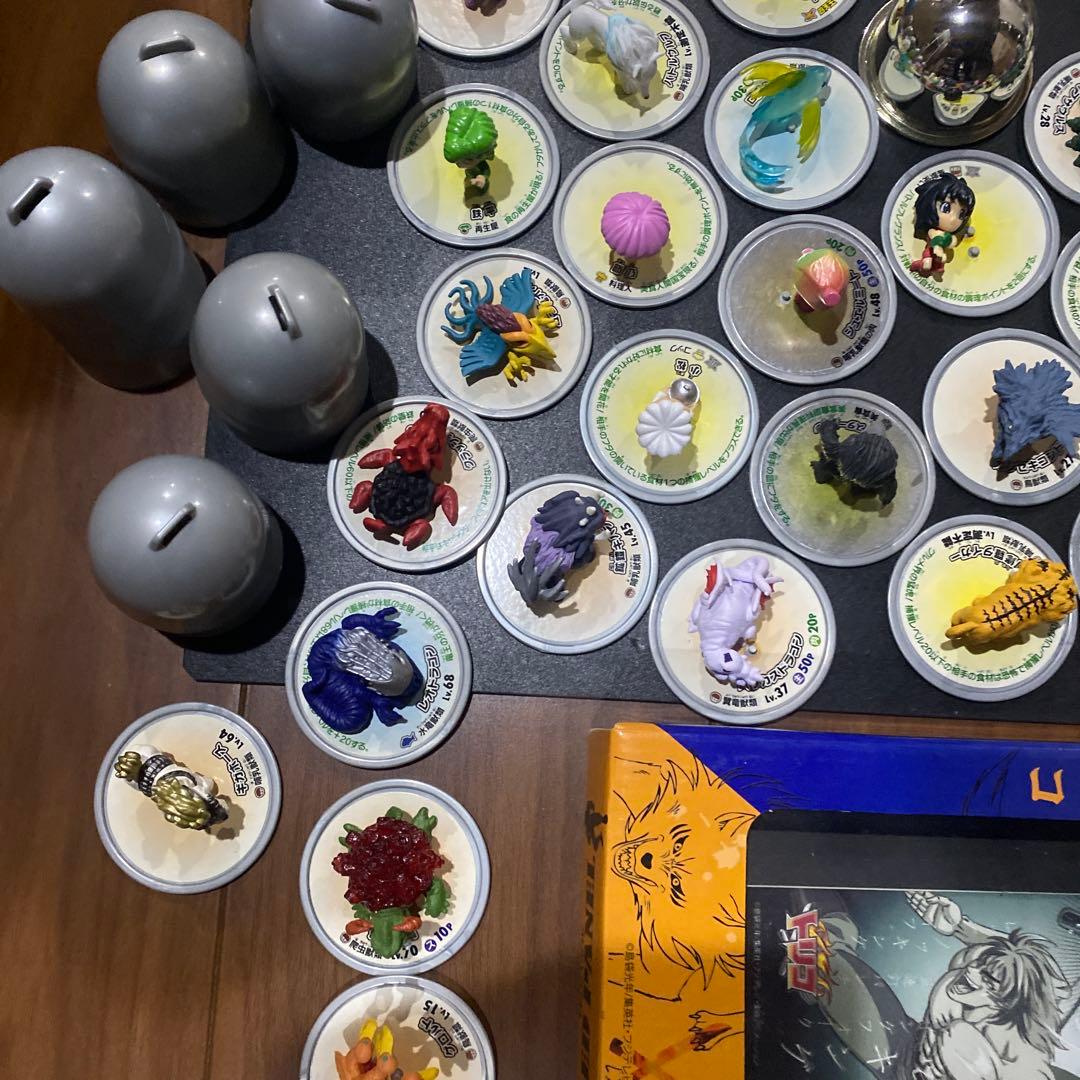 トリコ　キャラクターフィギュアとLEDパネルセット