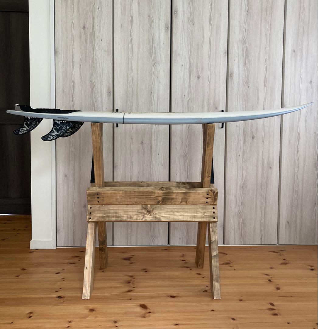 最終値下げ！開閉式！木製サーフボード用メンテナンススタンド　ボードスタンドラック