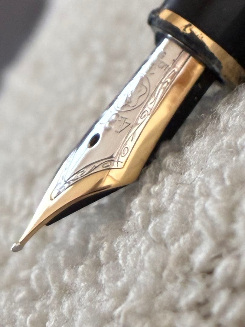 ◾️美品◾️モンブラン144万年筆◾️マイスターシュテュッククラシック◾️カートリッジ付