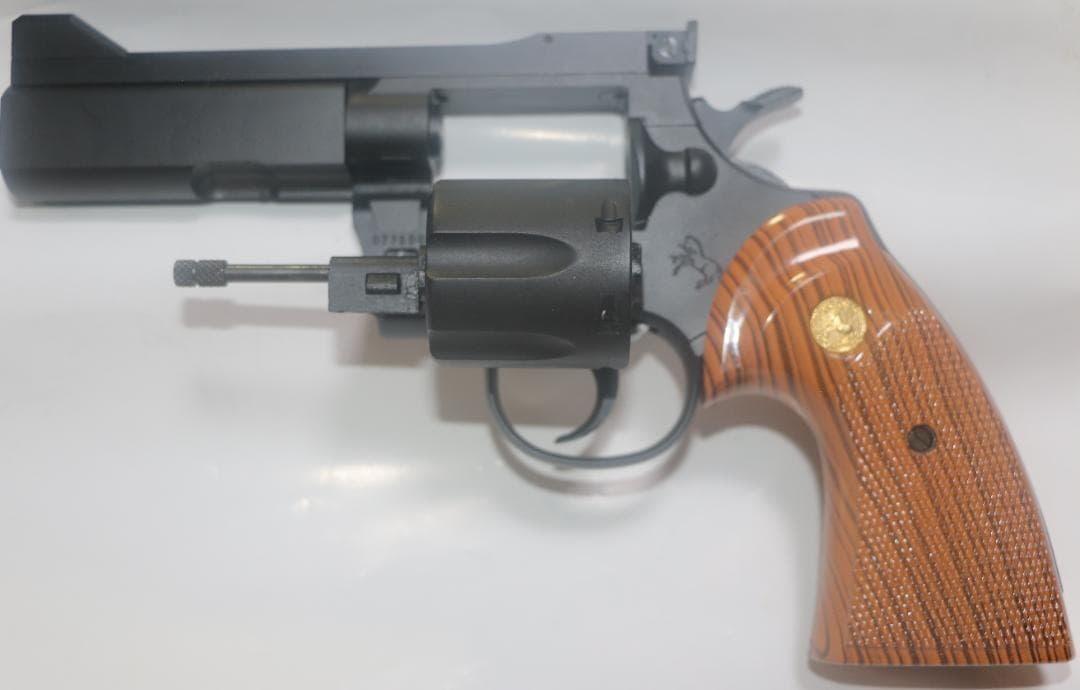 タイトー製ＨＷ樹脂モデルガン コルトパイソンPPCカスタム４インチ　SPG合法品