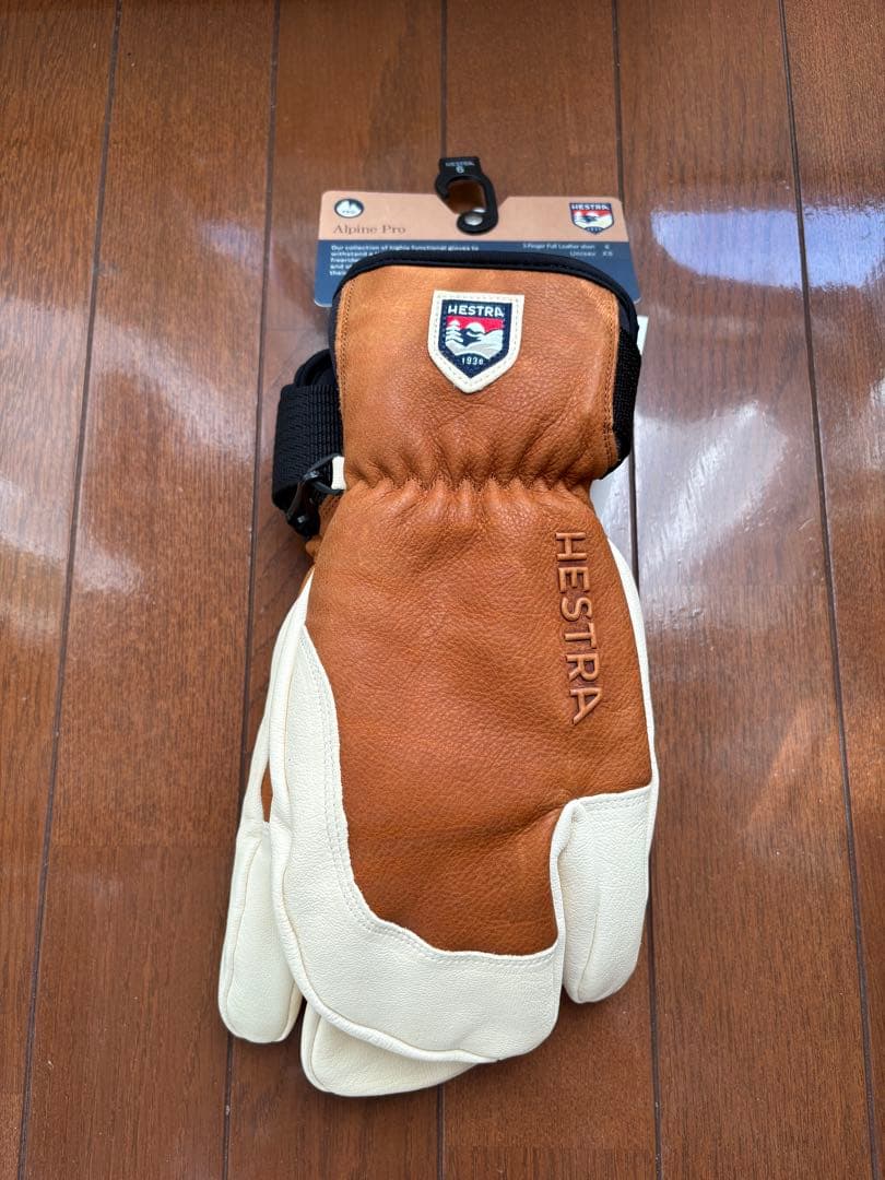 Hestra 3-Finger Full Leather short グローブ