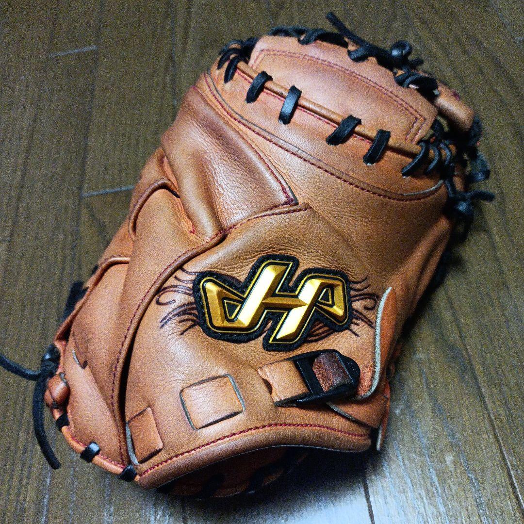 ハタケヤマ　30周年記念ミット