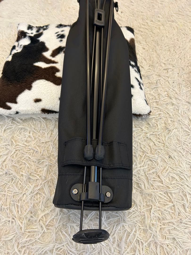 早い者勝ち【美品】OAKLEY セルフスタンドバッグ フード付き　ブラック