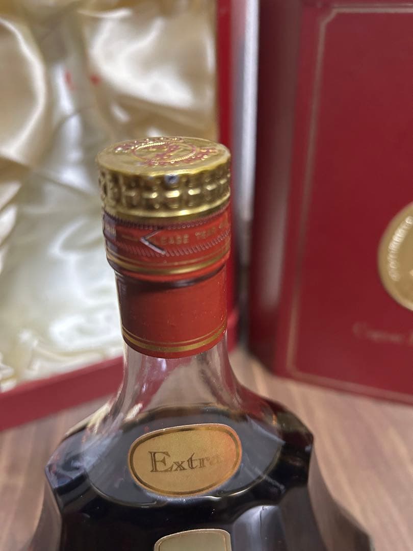 ヘネシー　パラディエクストラ 700ml