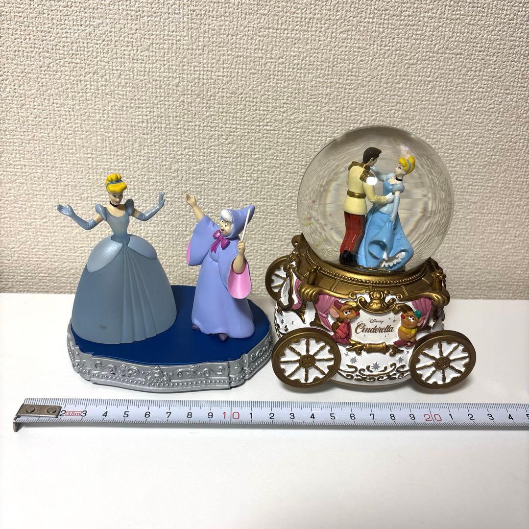 ディズニー　シンデレラ　フィギュア　スノードーム