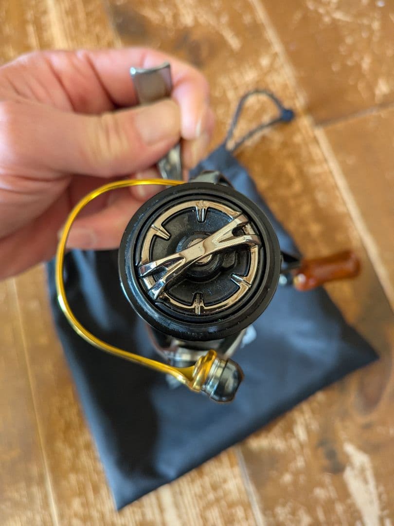 SHIMANO 16Vanquish C2000HGS スピニングリール