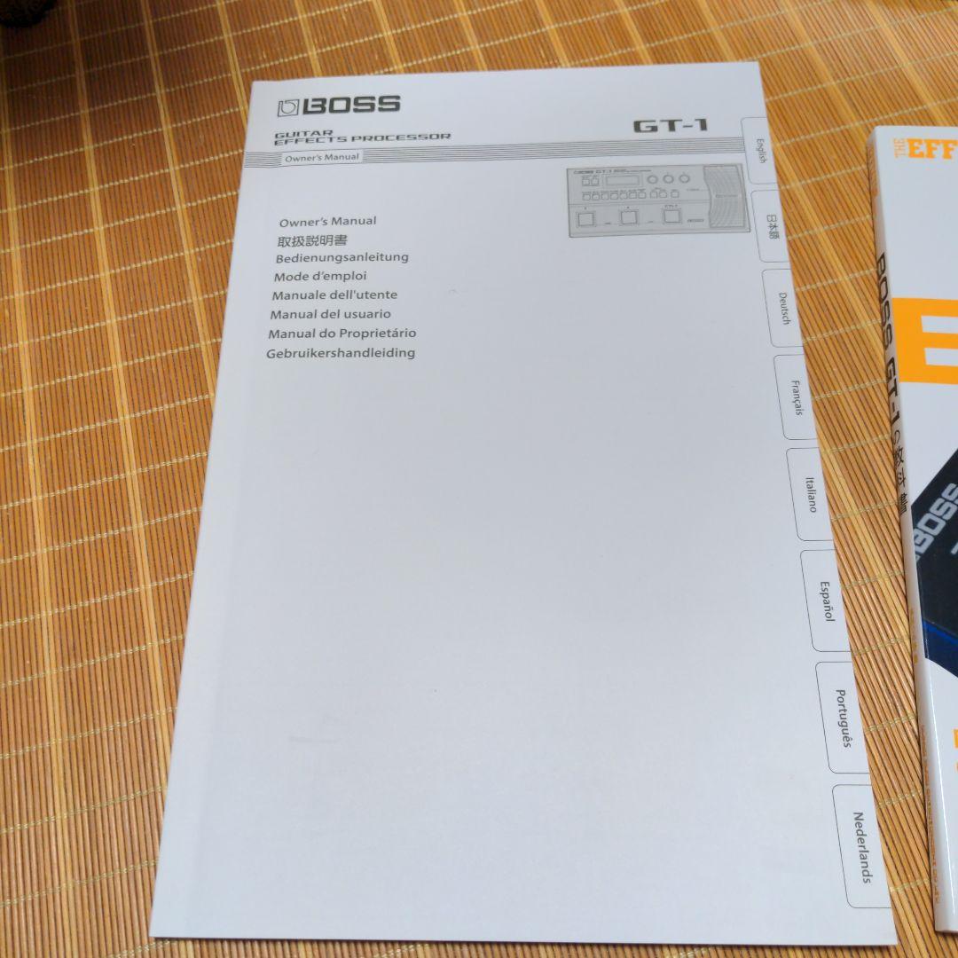 BOSS GT-1 ギターエフェクター　教本、純正アダプター付き