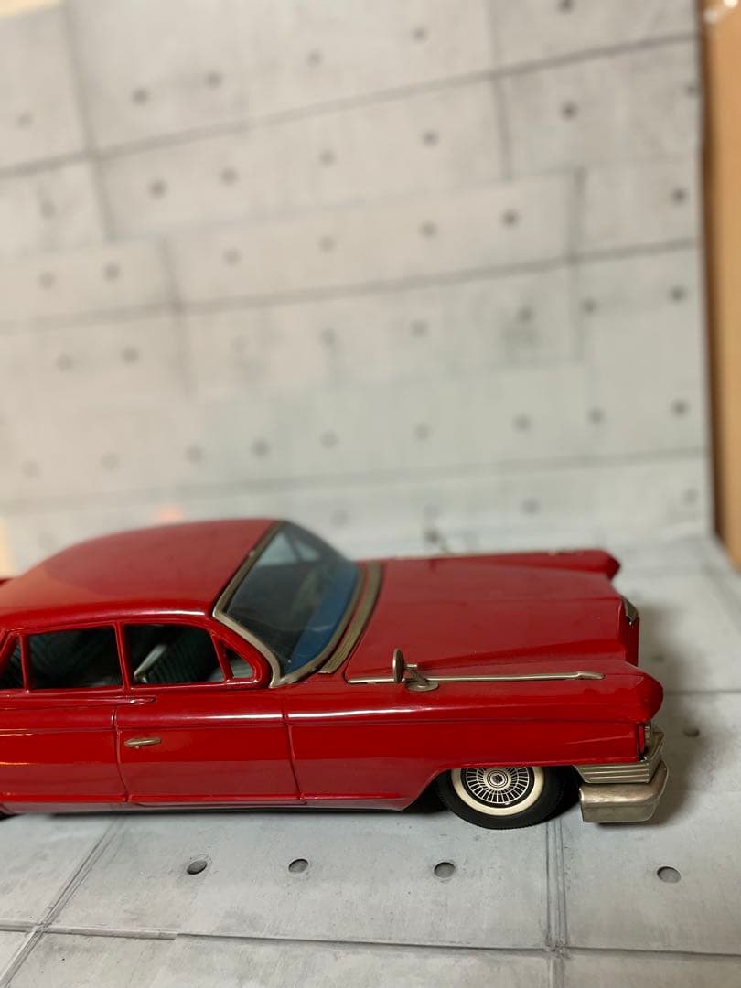 萬代屋（バンダイ）1960年代430mmブリキキャデラックフリクション好調