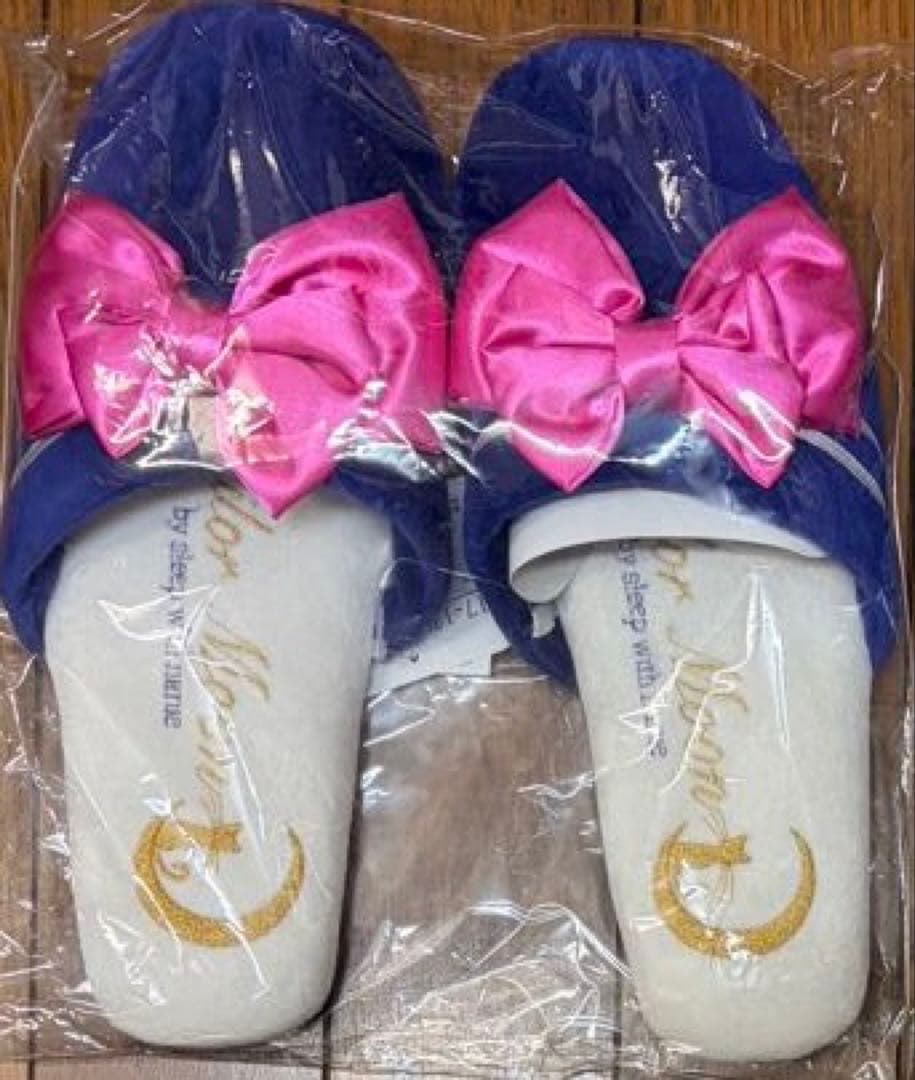 601し　セーラームーン　プリンセスワンスプーン　スリッパ　ルームシューズ