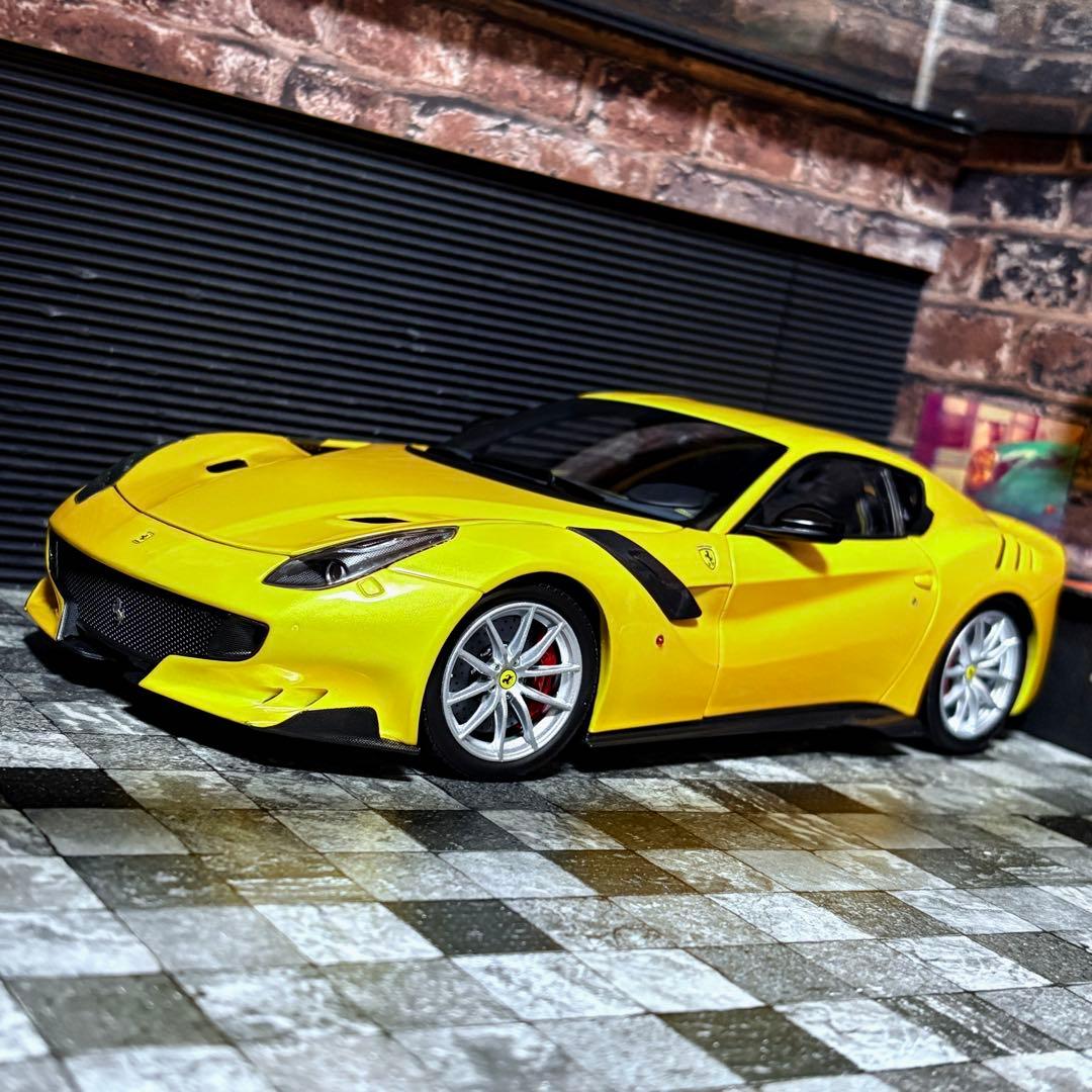 1/18 BBR フェラーリ F12 tdf GIALLO MODENA