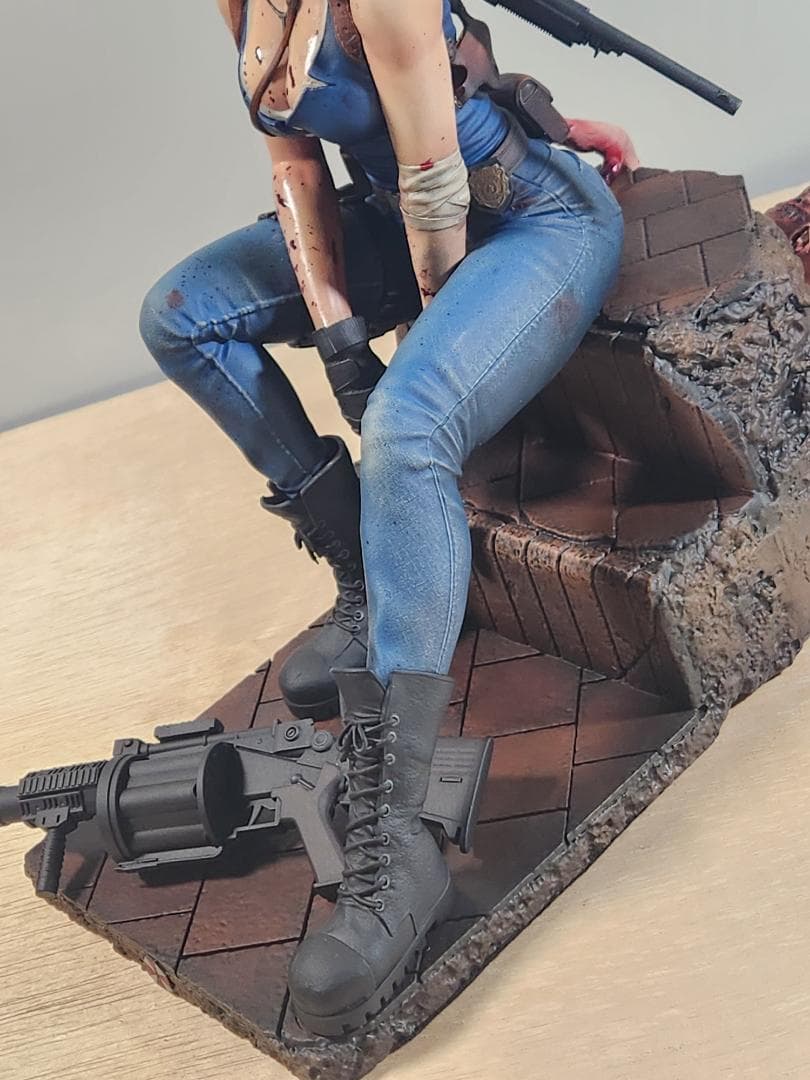 ジル・バレンタインガレージキット塗装済み完成品