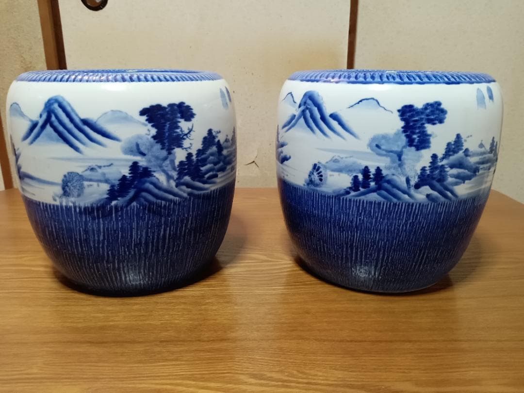 火鉢　大　２個セット　手あぶり火鉢　伊万里　有田　瀬戸　植木鉢　メダカ鉢　骨董