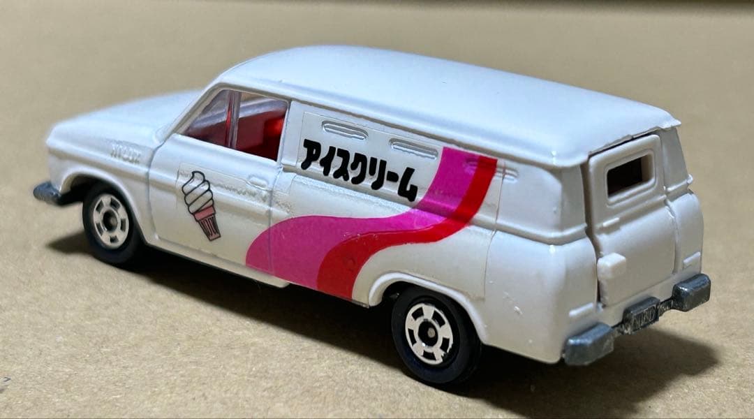 日本製 トミカ トヨタ ハイラックス アイスクリーム