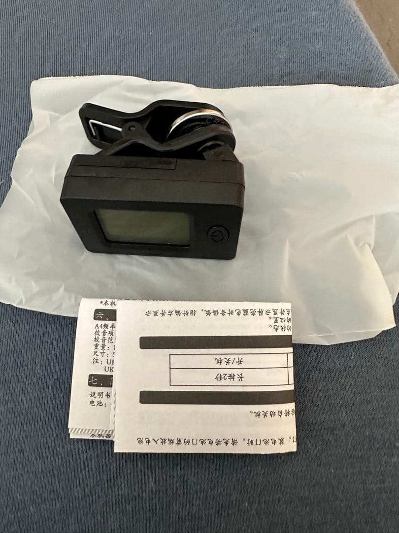 フェルナンデス　エレキベース　白　おまけ付