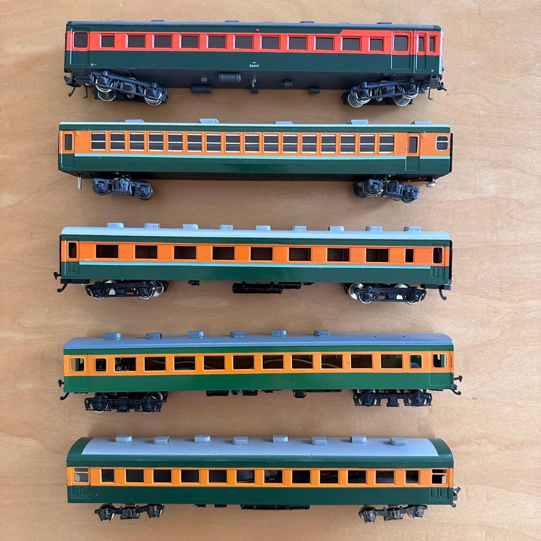 牧*り様 旧湘南型　80系　HOゲージ　一等車　鉄道模型　完成車　モーター付き