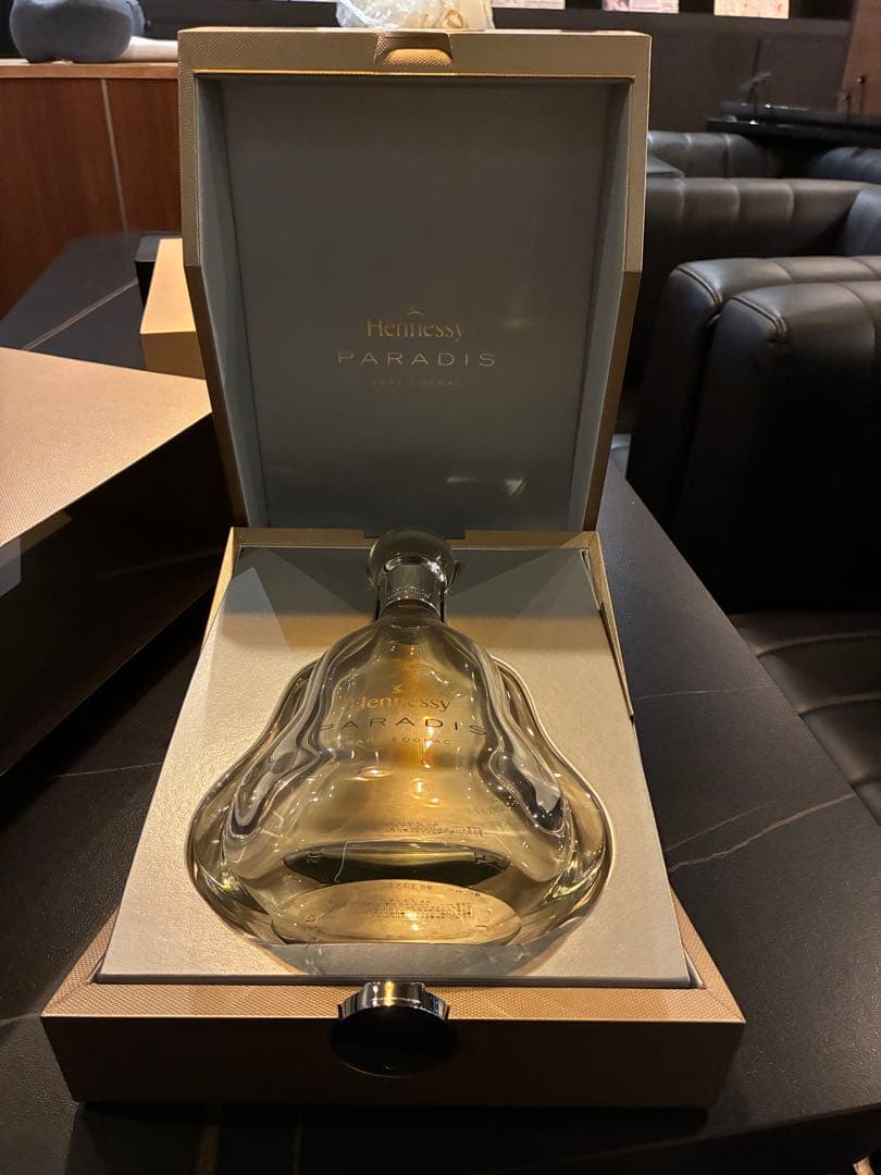 Hennessy Paradis ヘネシー　パラディ　空瓶空箱2セット