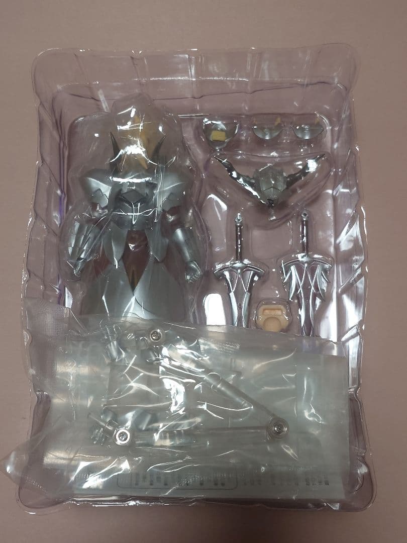 figma 414 赤のセイバー