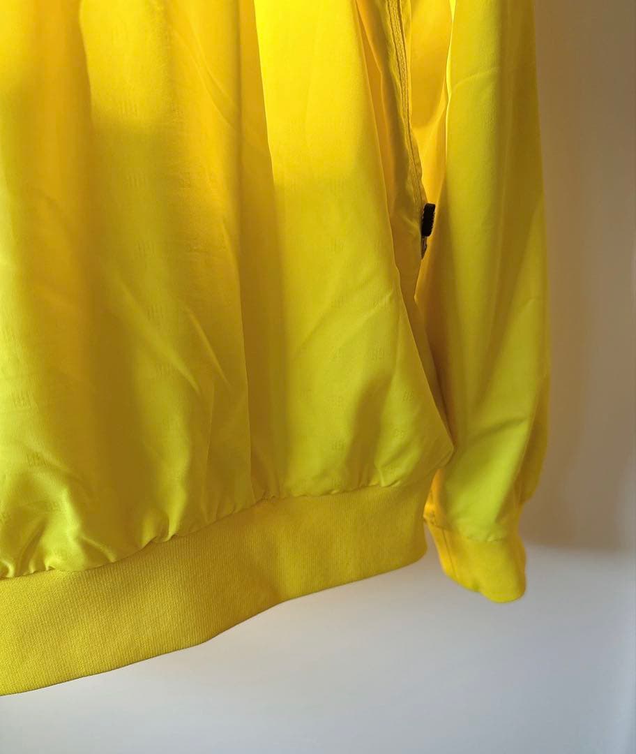 美品 ★ パーリーゲイツ ツインスニード 保温/防寒 メンズ ブルゾン 黄 紺