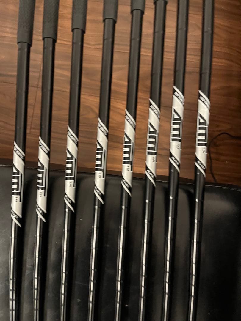 【期間限定値引き】タイトリスト　AP3 ブラックアイアン　カラーカスタム