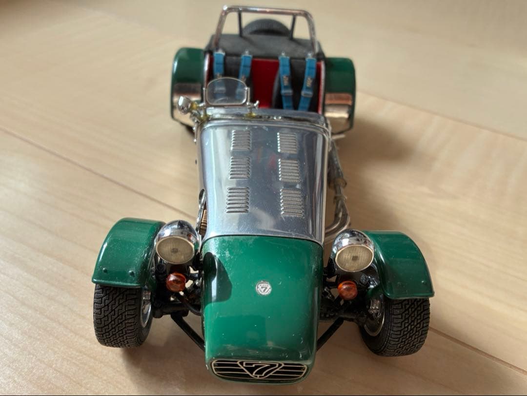 京商 1/18 ケータハムスーパーセブン