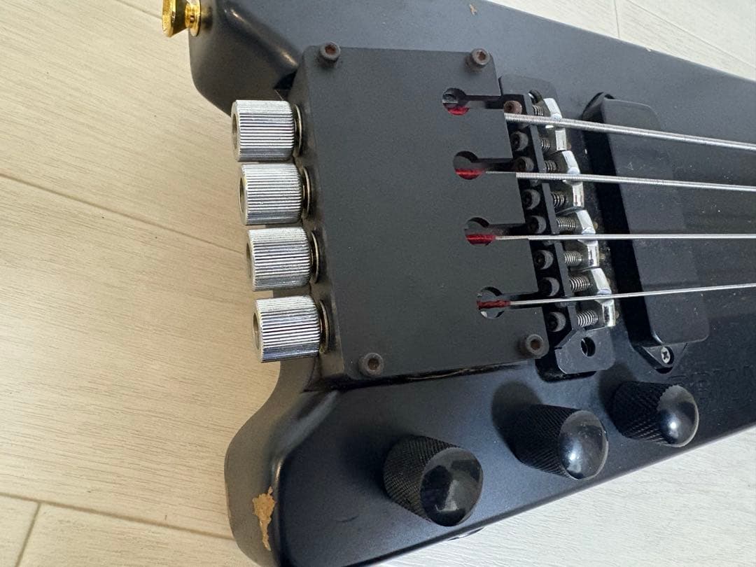 BRIANBERGER ヘッドレスベース