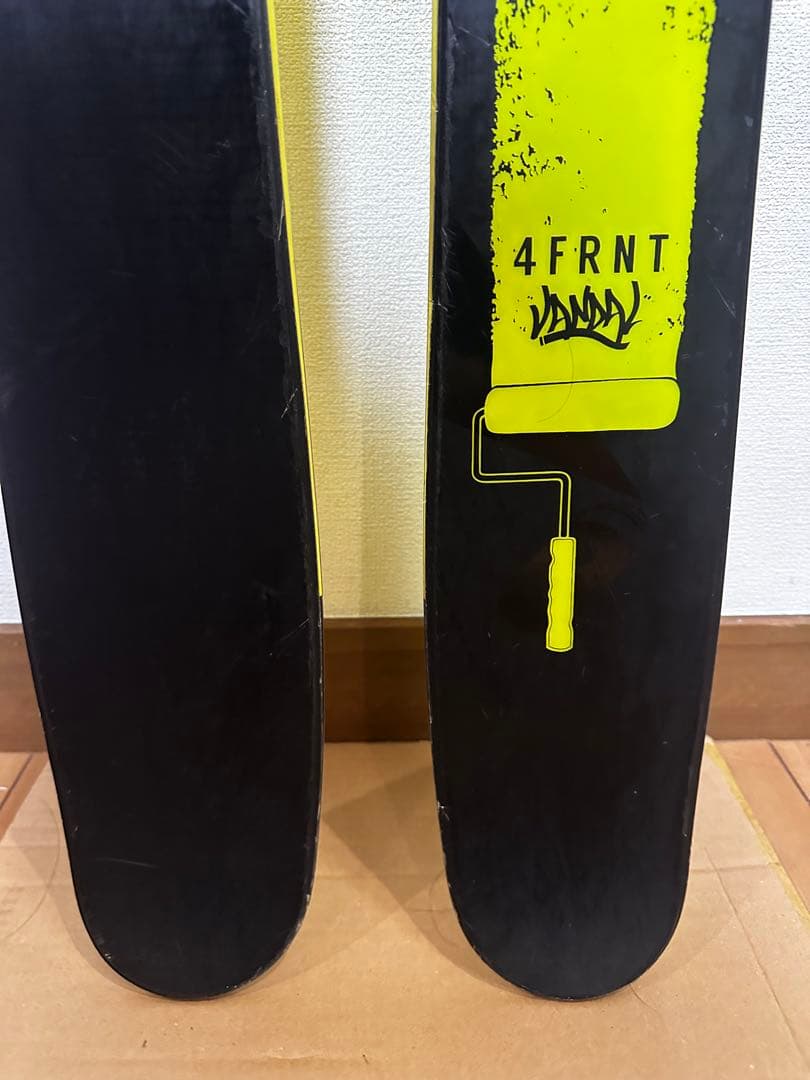 サイタマ氏専用4FRNT VANDAL スキー板 172cm 美品