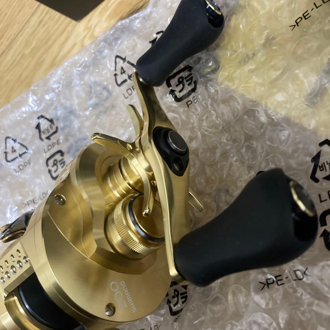 シマノ　21カルカッタコンクエスト200