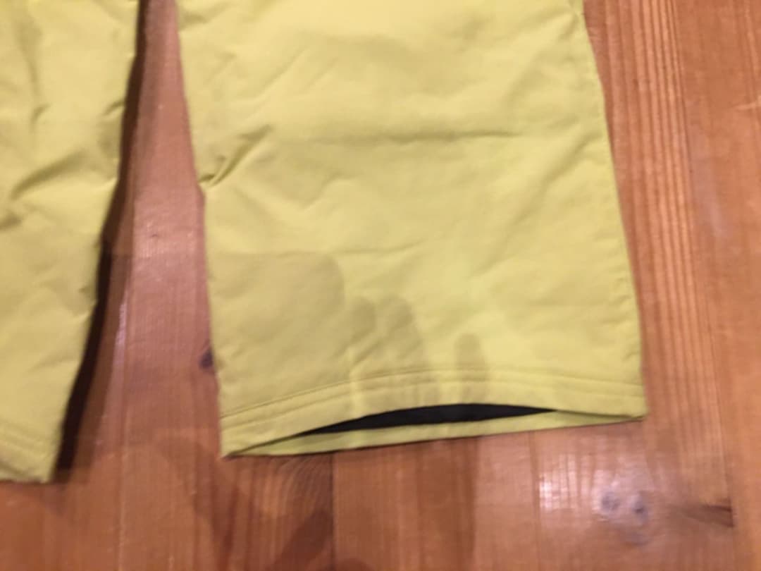 ビラボン　スノーボードウエアー サイズ140 キッズ